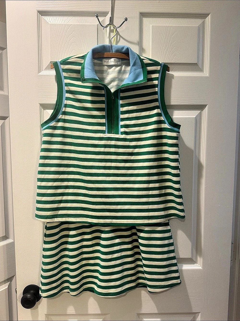 Mod Boutique Women’s Green & Cream Striped Skirt Set Like New